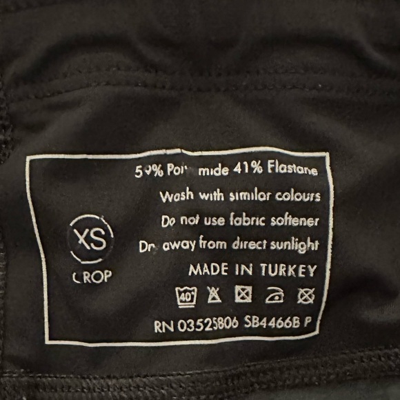 SWEATY BETTY Zero Gravity Crop Running Tight - Picture 10 of 13